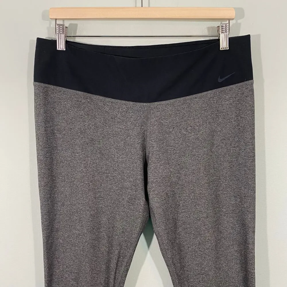 Nike Women Grey Black Legend 2.0 Tight Fit Training Legging Size XL #548510-071